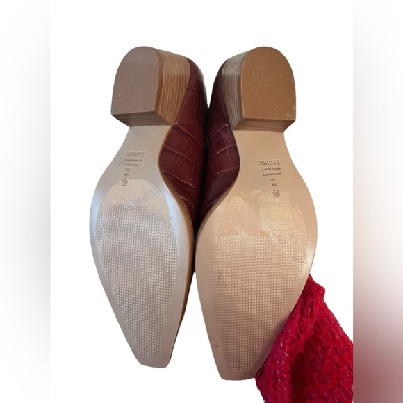 NWOB Schutz Women’s Briani Crocodile Embossed Leather Booties in size 6 - Picture 9 of 10